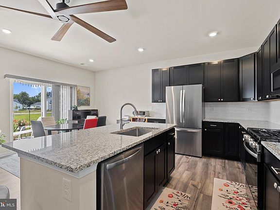 2nd image of 38421 Yawl Ct