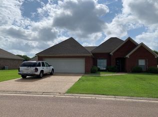 4286 Summerton Dr, Byram, MS 39272