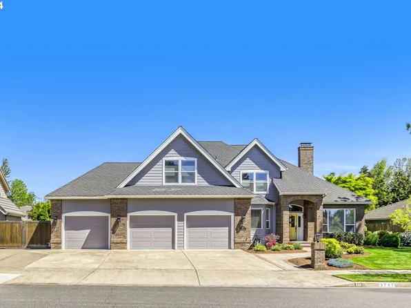 3717 Quail Meadow Way, Eugene, OR 97408