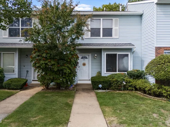 100 Brookview Circle #191, Jamesburg, NJ 08831
