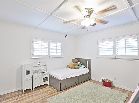 2nd image of 865 Harrison Ave