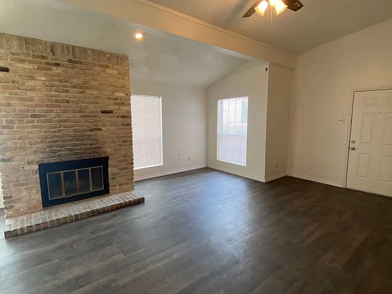 2401 Leon St #206 — Photo 1
