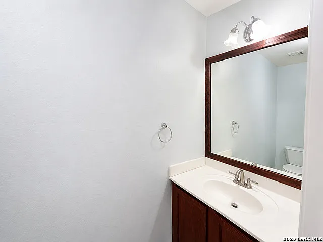 12 Dunthorte Ln — Photo 6