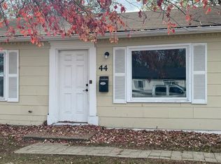 44 Saint Henry Dr, Cahokia, IL 62206