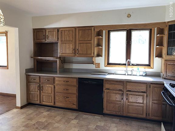 4th image of 139 Sherwood Dr