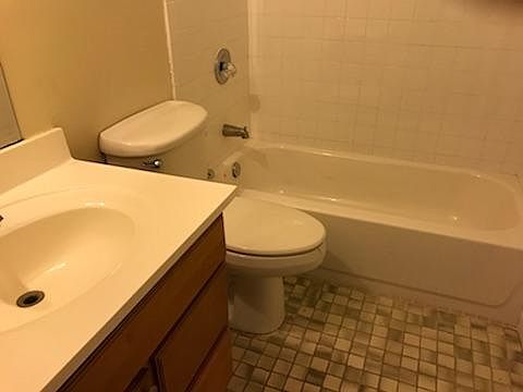 2nd image of 8616 SE Algozzini Pl