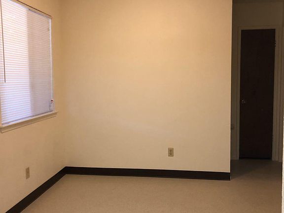 5th image of 1220 N Sylmar Ave APT 105