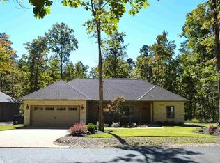 26 Burgos Way, Hot Springs Village, AR 71909