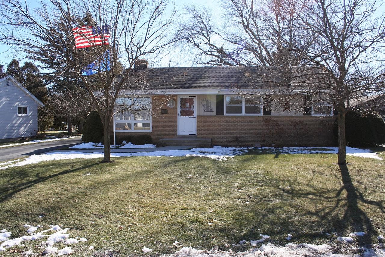 3333 Elderberry RD, Racine, WI 53402 | Zillow