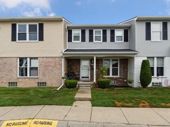 37065 Brynford Dr, Clinton Township, MI 48036