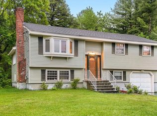 47 Burnham Rd, Billerica, MA 01821