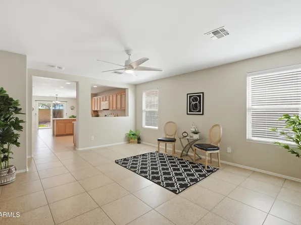 967 E LESLIE Avenue, San Tan Valley, AZ 85140