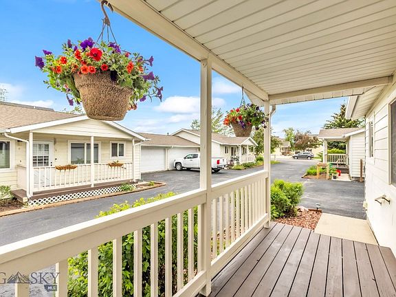 3rd image of 3 Marjorie Ln