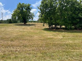 8 Petty Davis Rd, Scottsville, KY 42164