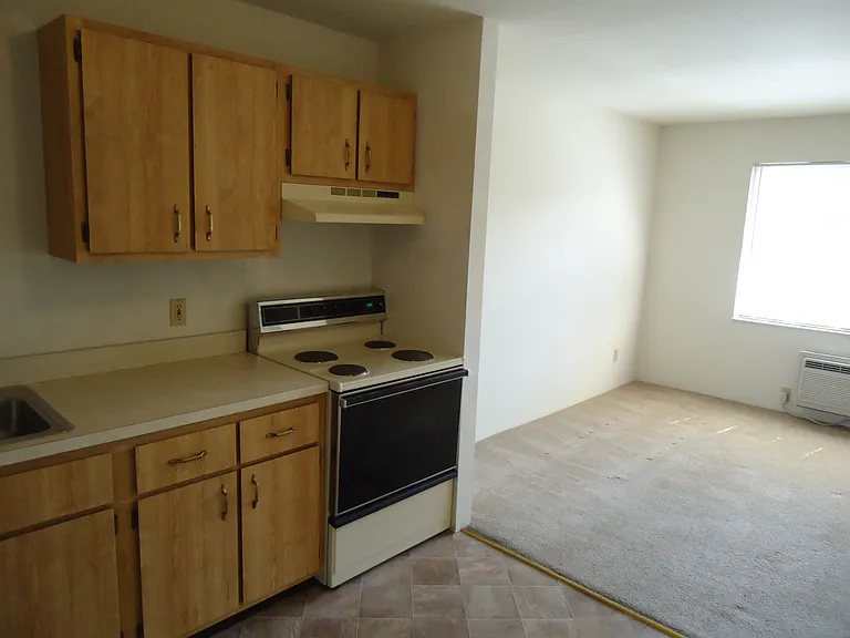 1220 Saline Rd #5 — Photo 8