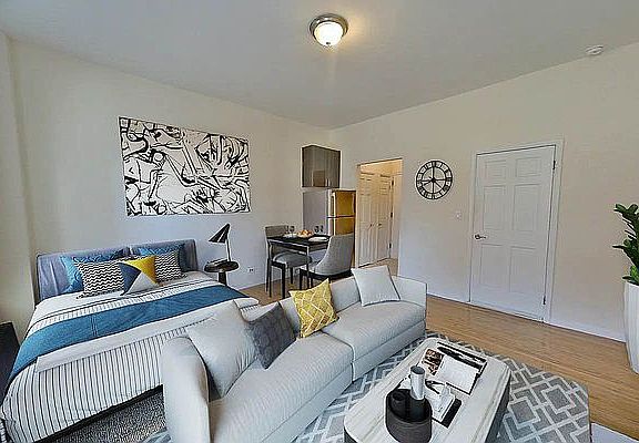 3rd image of 1819 2nd Ave #4A