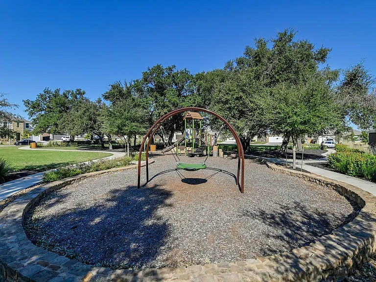 1349 Eagle Ray St — Photo 31