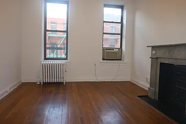 Rented by LEE & ASSOCIATES NYC RESIDENTIAL LLC