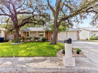 9302 Valley Rdg, San Antonio, TX 78250