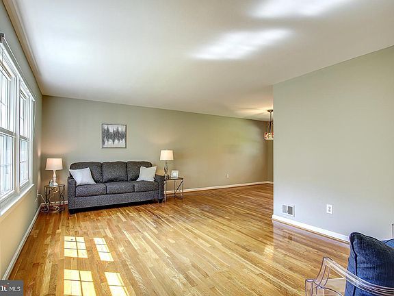 5th image of 17708 Vinyard Ln