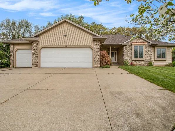 106 Dreamfield Dr, Battle Creek, MI 49014