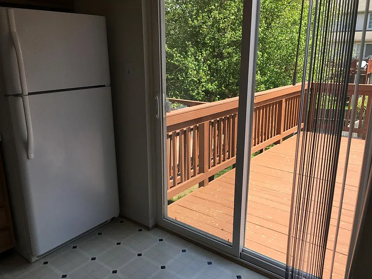 3010 Tipton Way — Photo 4
