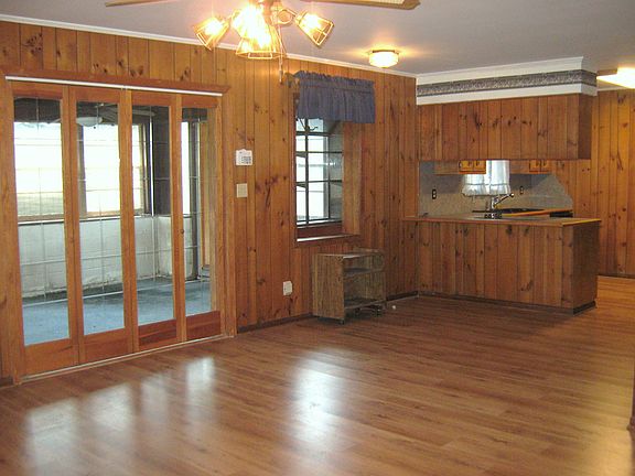Open den/kitchen