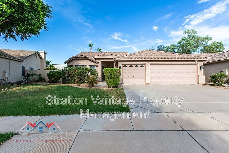 1st image of 4941 S Vista Pl