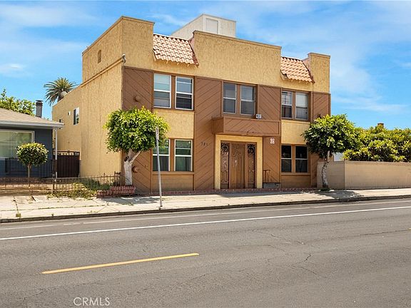 2nd image of 383 W 14th St