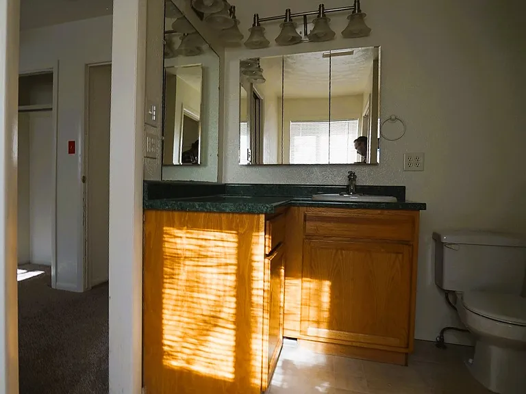 301 Berwick Ave — Photo 9