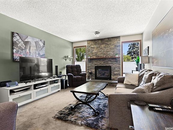 5th image of 378 Froom Cres