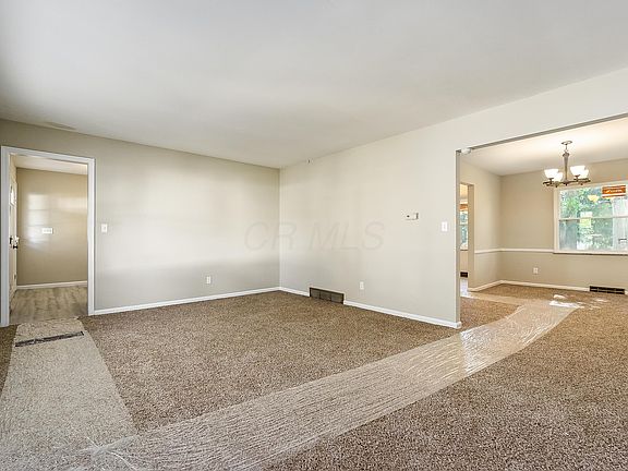 5th image of 1887 Northcliff Dr