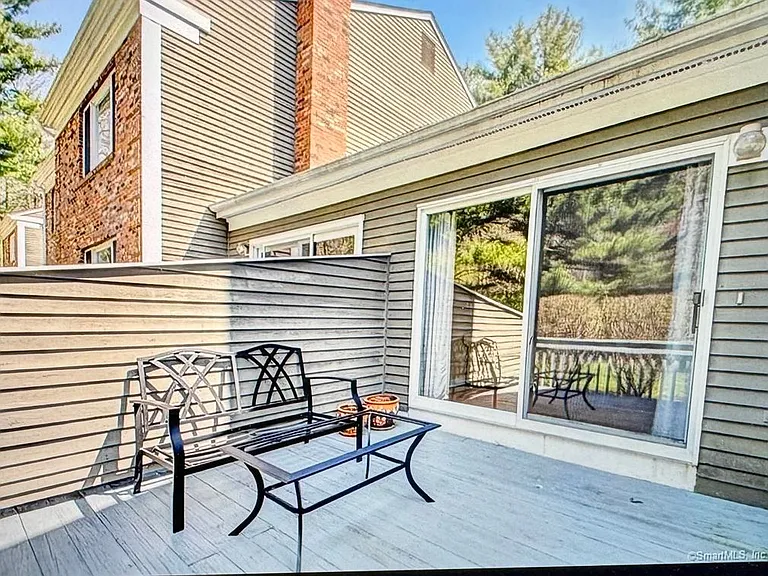 136 Tunxis Vlg #136 — Photo 27