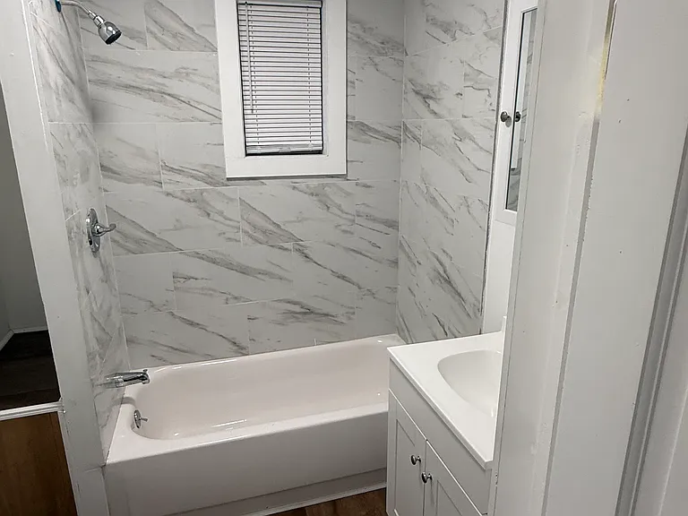 1220 Spruce St #5 — Photo 10
