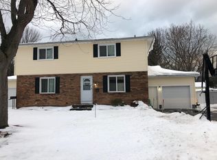 192 Moxon Dr, Rochester, NY 14612