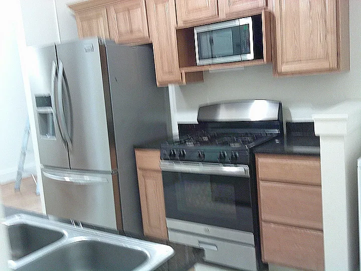 815 9th St #1/2-B — Photo 13