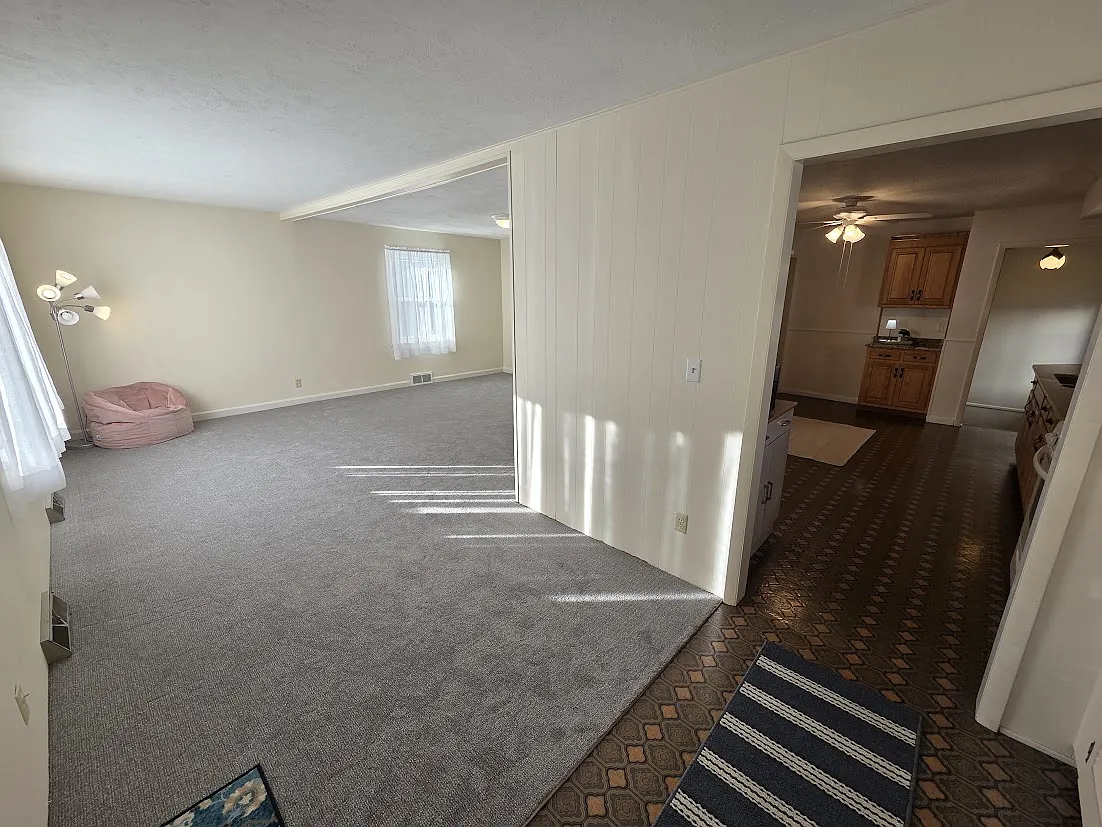 3 bed, 1.5 bath, 1120 sqft, $1,950 — Photo 4