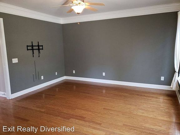2nd image of 2626 Avery Park Dr