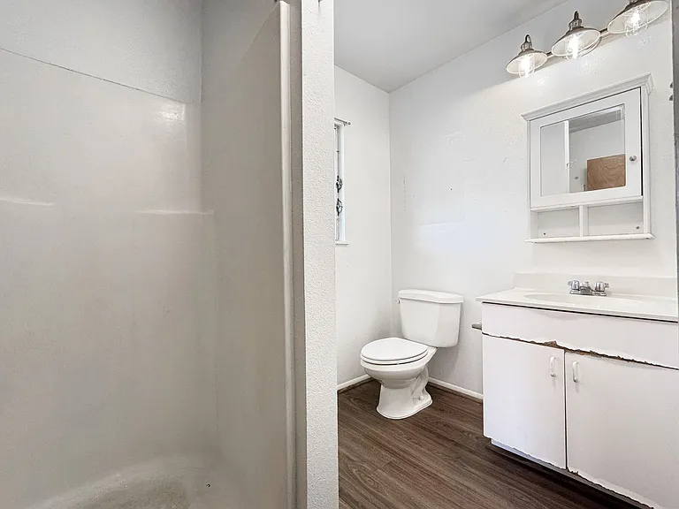 608 Maluniu Ave — Photo 7
