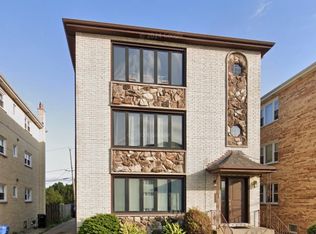 7854 W Cahill Ter, Chicago, IL 60634