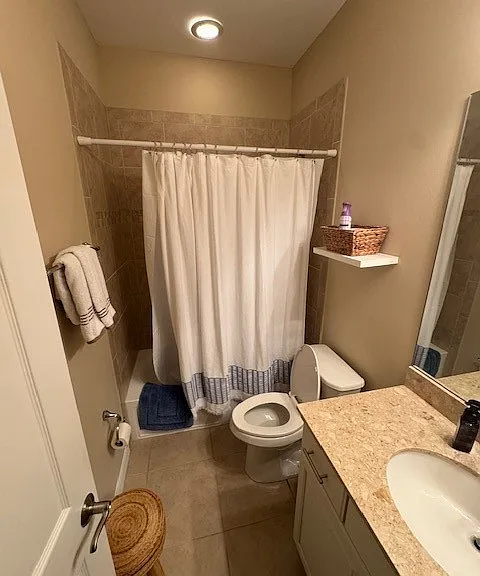 10700 Cetrella Dr — Photo 15