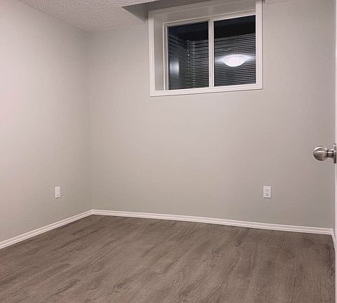 2nd image of 2107 Graydon Hill Cres SW