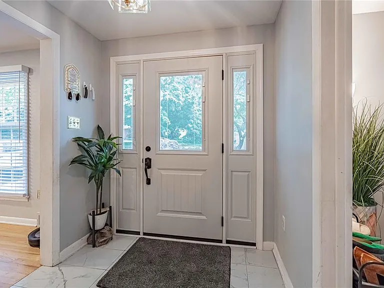 285 Bridle Path Rd — Photo 6