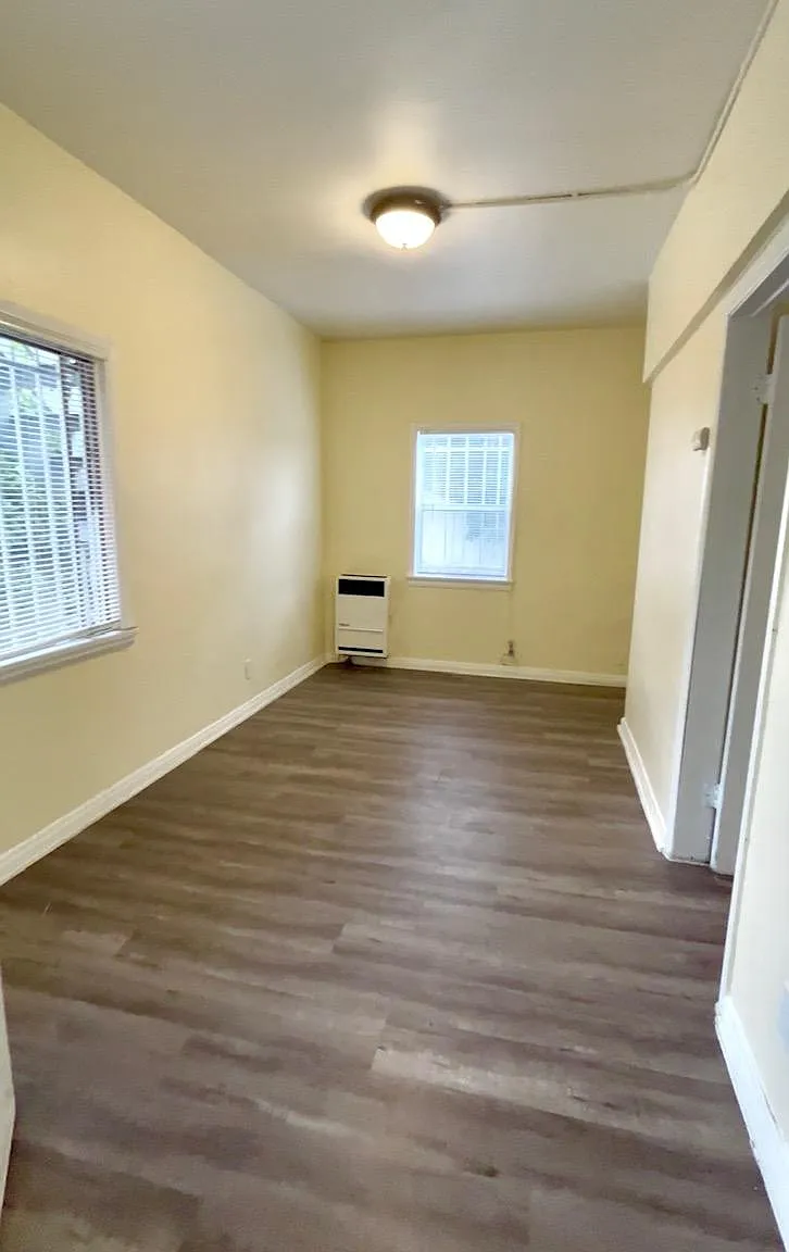 205 W Vernon Ave — Photo 4