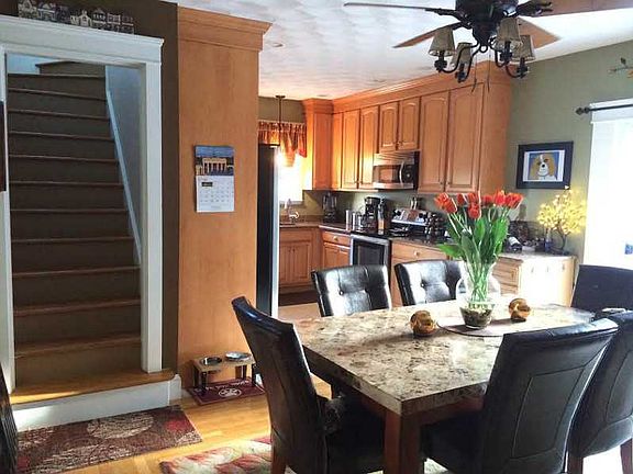 5th image of 114 Rosemont Ave