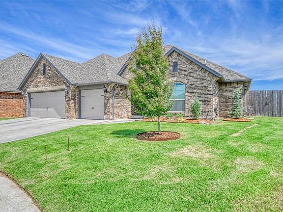 2nd image of 5005 SW 128th Ct