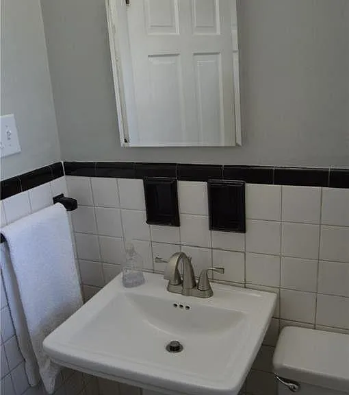 436 Sullivan Rd — Photo 11