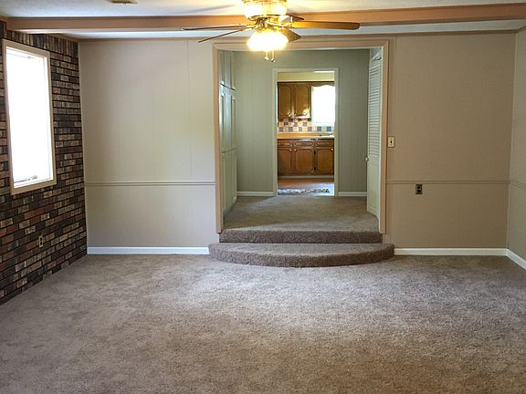 4th image of 303 S 13th Ave