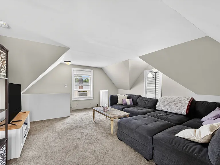 87 W Hanover Ave #1 — Photo 19