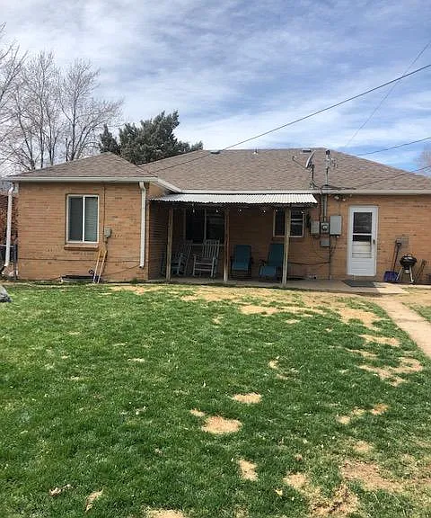 2520 Poplar St — Photo 7